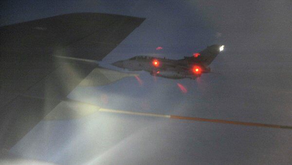 Британский истребитель Tornado во время полета на Ливию