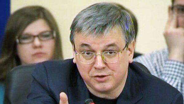Кузьминов призвал не кидаться лозунгами, а обсуждать суть законопроекта