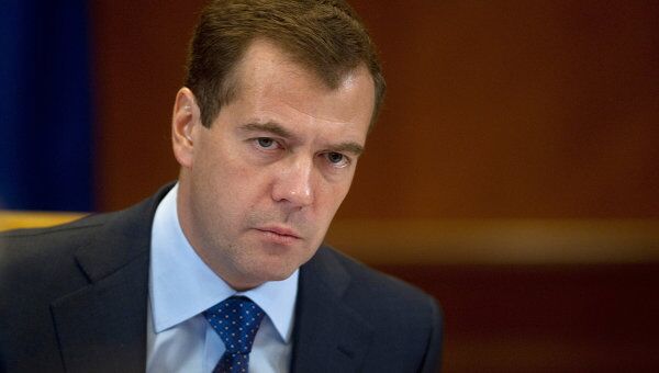 Президент РФ Дмитрий Медведев уволил шестерых генералов МВД