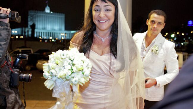 Российская певица Лолита Милявская в пятый раз вышла замуж