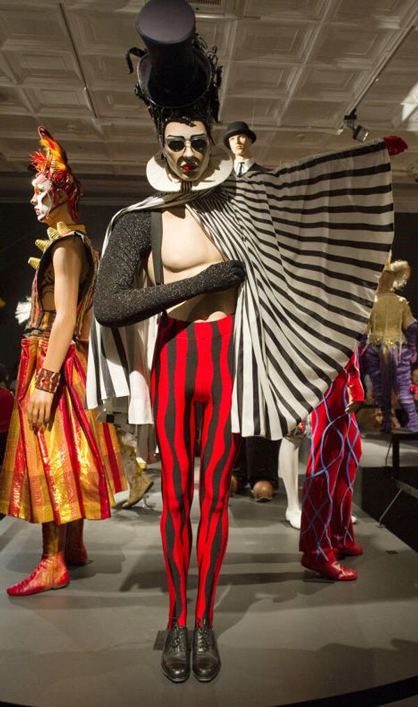 Выставка костюмов Cirque du Soleil Творцы грез
