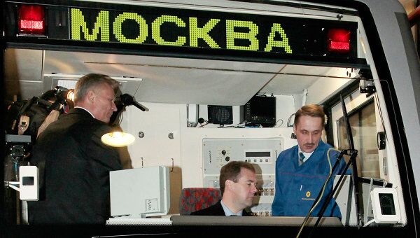 Посещение президент РФ Дмитрием Медведевым Мытищинского завода Метровагонмаш