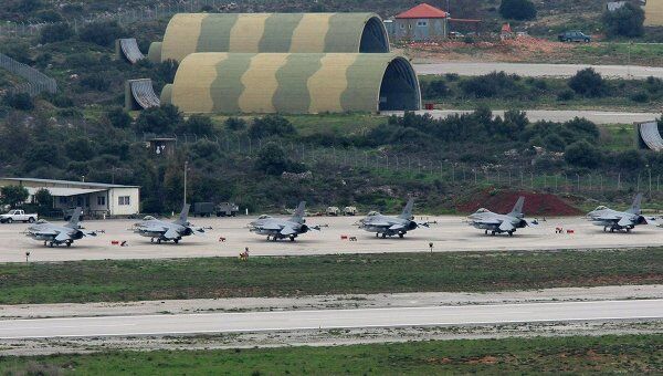Норвежские истребители F-16 на базе НАТО на острове Крит