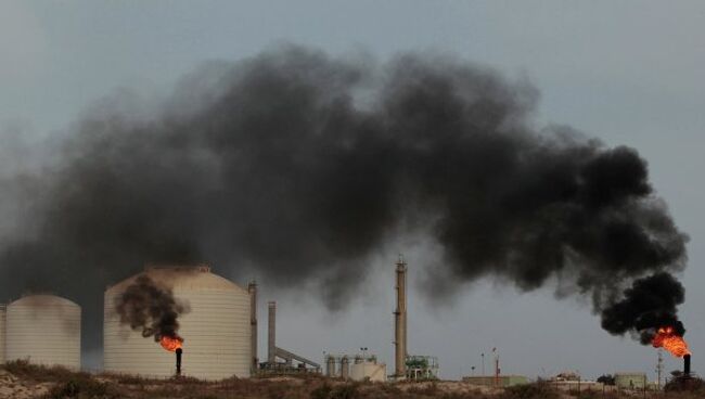 Ливийские повстанцы отбили нефтяной терминал у сил Каддафи