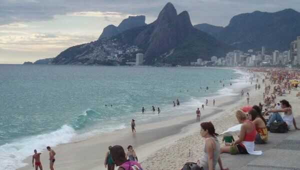 Пляжи Ипанема и Леблон в Рио-де-Жанейро