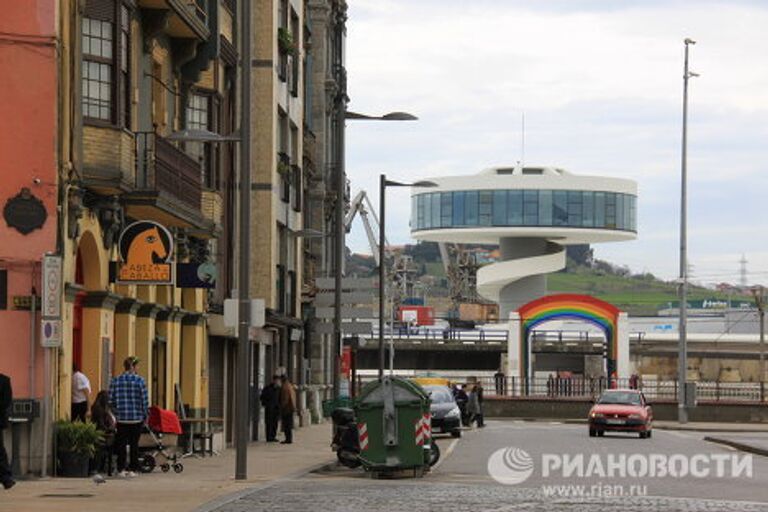 Культурный центр Оскара Нимейера в испанском Авилесе