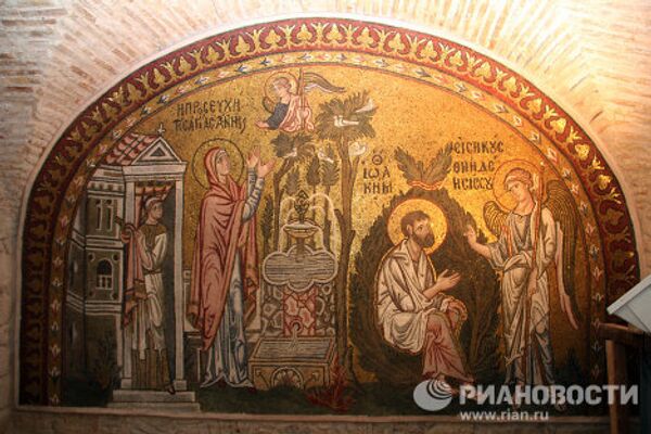 Восстановление византийского монастыря Дафни после землетрясения