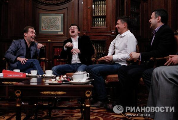 Президент РФ Д.Медведев встретился с участниками проекта Comedy club