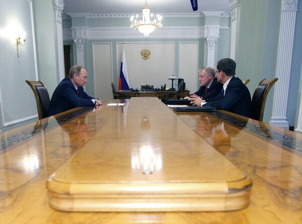Встреча премьер-министра РФ Владимира Путина с Сергеем Мироновым и Николаем Левичевым