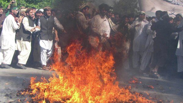 Протесты в Афганистане против сжигания Корана американским пастором