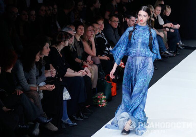 Показ моделей одежды Татьяны Парфеновой в рамках Mercedes-Benz Fashion Week Russia