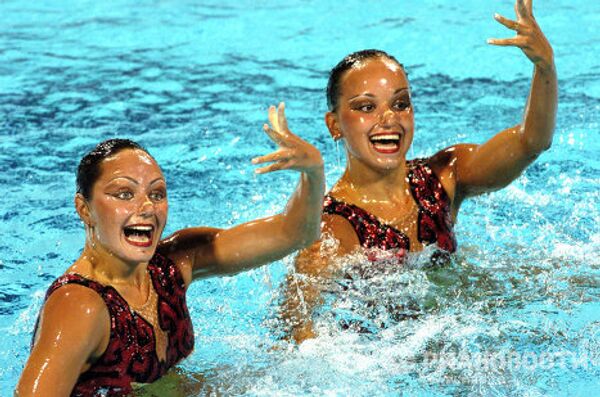 А.Давыдова и А.Ермакова - олимпийские чемпионки в синхронном плавании
