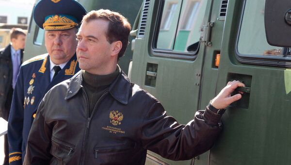Посещение Дмитрием Медведевым 45-го полка ВДВ