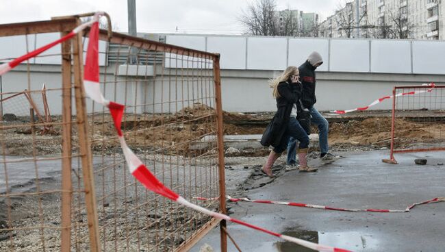 На северо-западе Москвы провалился грунт