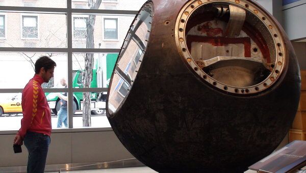 Капсула космического корабля Восток ЗКА-2 на аукционе Sotheby's