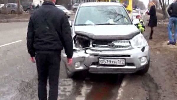 Два автомобиля Toyota столкнулись на северо-востоке Москвы