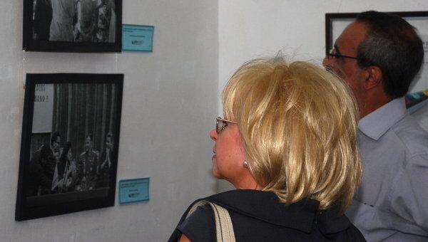 Фотовыставка РИА Новости, посвященная 50-летию первого полета в космос, открылась в Гаване