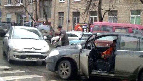 Крупное ДТП парализовало движение на улице Правды в Москве