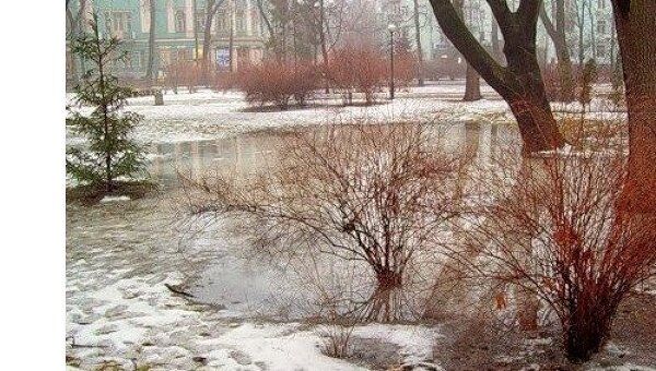 Таяние снега в Киеве