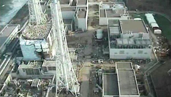 На Фукусиме начали сброс мешков с впитывающими радиацию веществами