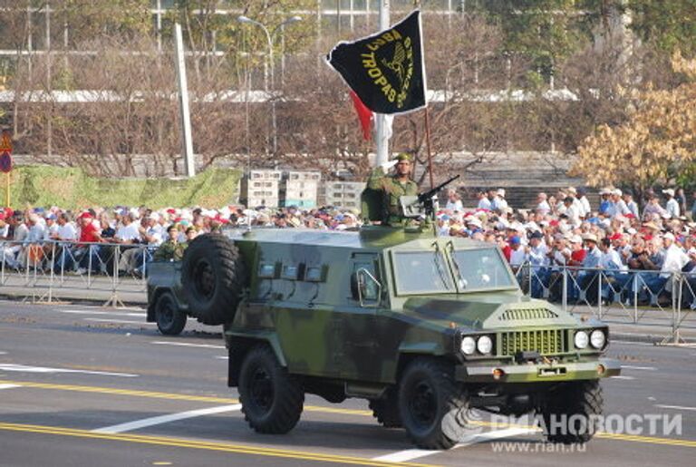 Первый за пять лет военный парад прошел в Гаване