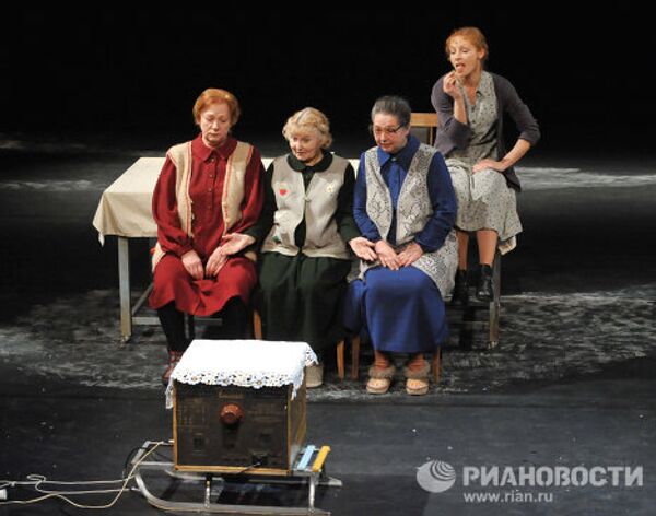 Прогон спектакля Время женщин в театре Современник