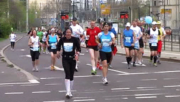 Более 8 тысяч человек вышли на старт 35-го Лейпцигского марафона