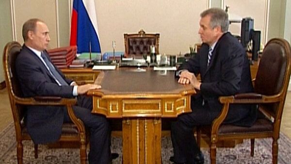 Глава Росагролизинга признался Путину в пропаже сельхозтехники
