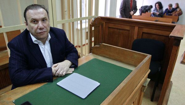 Бизнесмена Виктор Батурин в зале заседаний Пресненского суда Москвы