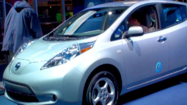 Автомобилем года на выставке в Нью-Йорке объявили электромобиль