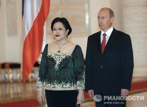 Визит королевы Таиланда Сирикит в Россию