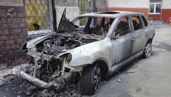 В Москве сгорел Porsche Cayenne 