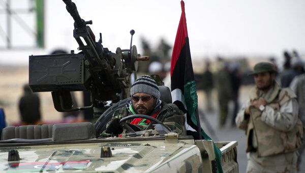 Обама поручил оказать ливийским повстанцам невоенную помощь на $25 млн