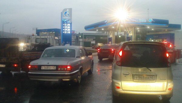 Очереди на автозаправки Газпромнефти в Новокузнецке