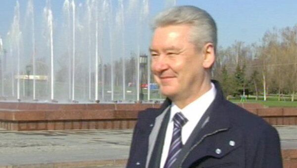 Собянин дал команду включить фонтаны в Москве