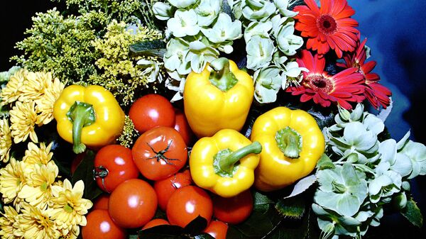 Овощи и цветы, выращенные в центре Белая Дача Маркет