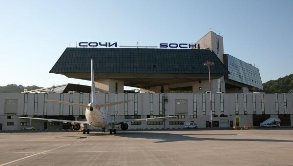 Аэровокзальный комплекс в Сочинском аэропорту. Архив