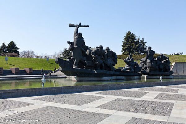 Открытие киевского мемориального комплекса