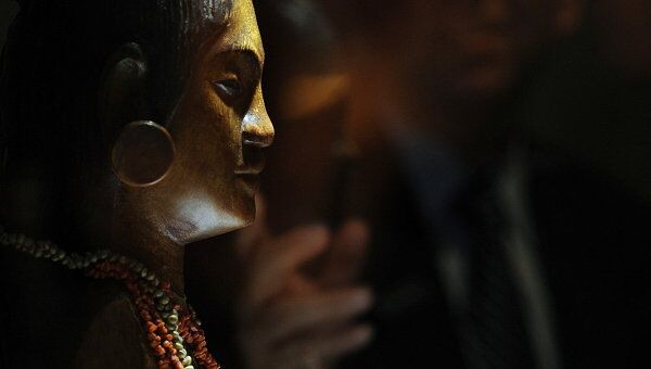 Скульптура Гогена Юная таитянка продана в Нью-Йорке за $11,3 млн