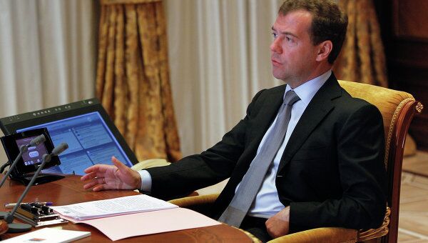 Президент РФ Д.Медведев по видеосвязи провел беседу с губернатором Тюменской области В.Якушевым