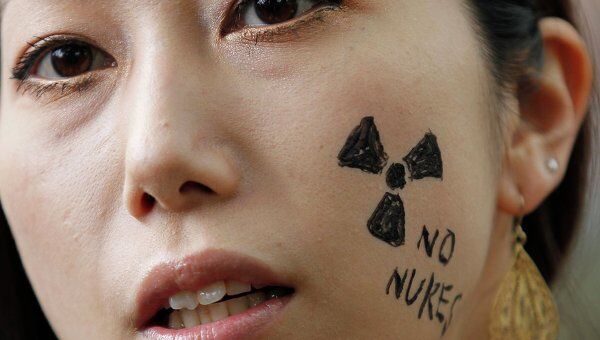 Демонстрация протеста против АЭС в Токио