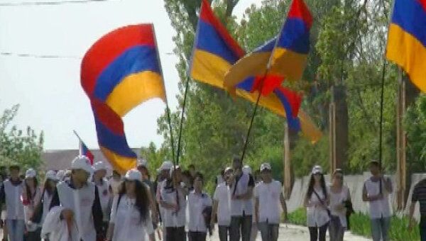 Молодые активисты открыли Эстафету Георгиевской ленточки в Ереване
