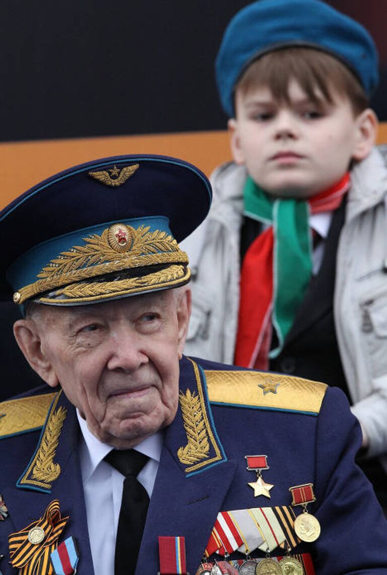 Военный парад, посвященный 66-летию Победы в Великой Отечественной войне