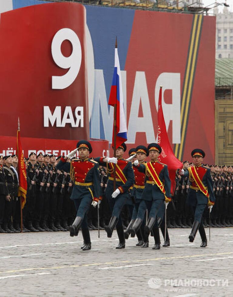 Военный парад, посвященный 66-летию Победы в Великой Отечественной войне