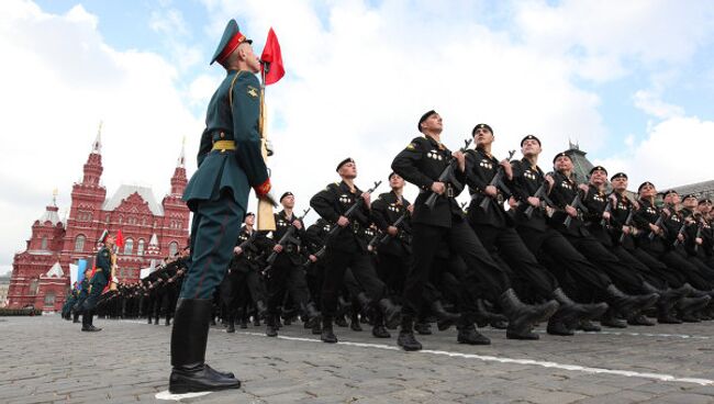 Военный парад, посвященный 66-летию Победы в Великой Отечественной войне