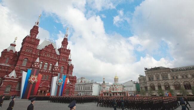 Военный парад в Москве. Архив