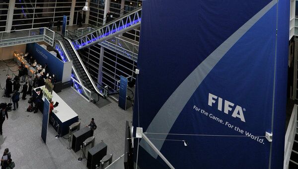 Международная федерация футбола ФИФА расписалась в полной неспособности справиться с договорными матчами