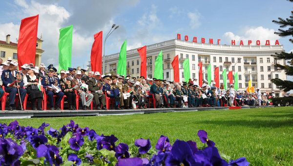 Народные гулянья на День Победы в Минске