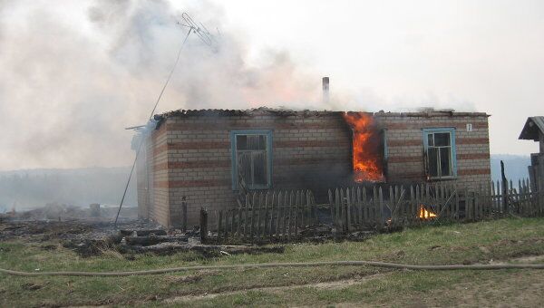 Пожар в деревне в Омской области