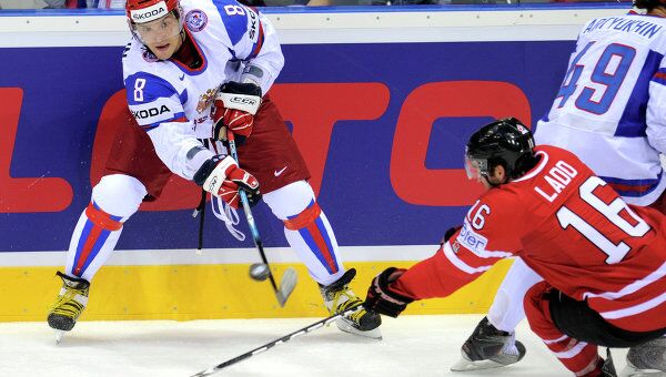 Сборная России обыграла канадских хоккеистов и вышла в полуфинал ЧМ